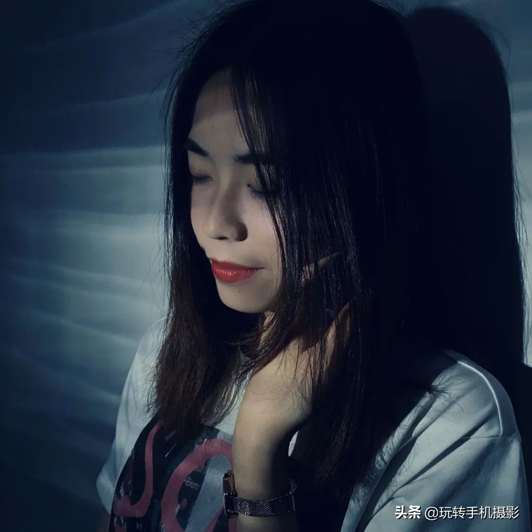 真羡慕那些拍照不用修图的女孩子,为什么那么多人喜欢iphone拍照