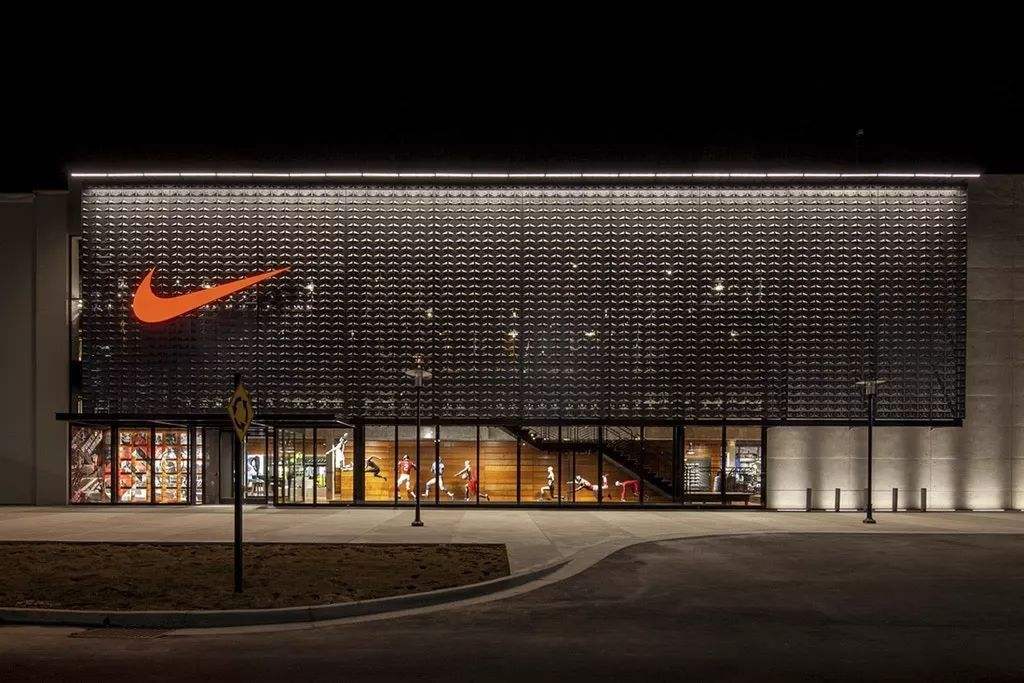 从1000美元到1600亿美元——耐克（NIKE）菲尔·奈特发家史（下）