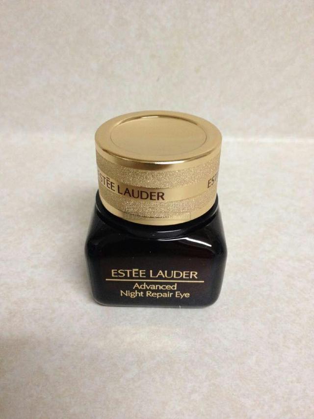 哪个牌子精华液美白效果好抗皱纹,哪个牌子精华美白紧致好用