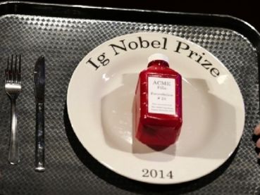 挠痒痒的愉悦程度到底有多大？该研究获得了2019搞笑诺贝尔和平奖