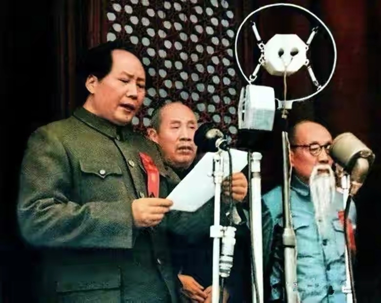 他资历超过所有元帅,建国后当第一副总理,晚年官至正国级