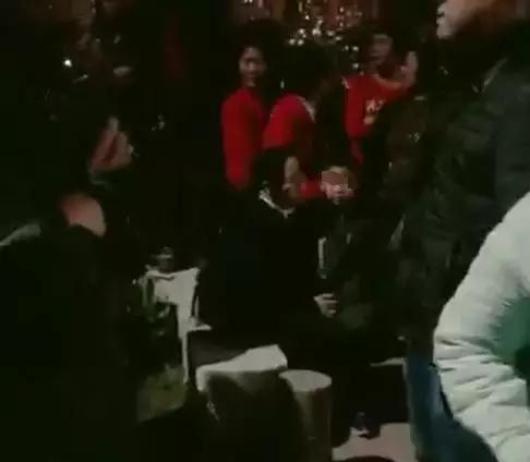 警方通报网传遭遇陌生人抢孩子,警情通报抢孩子辟谣