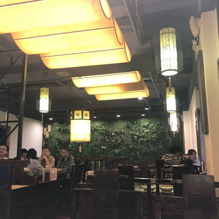 郑州曼哈顿商业区有什么好吃的,郑州曼哈顿改名字了吗