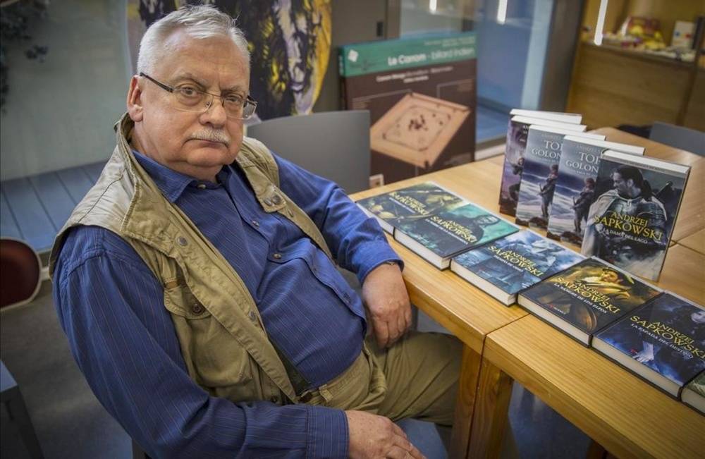 白狼杰洛特打猎视频,猎魔人白狼杰洛特第二季