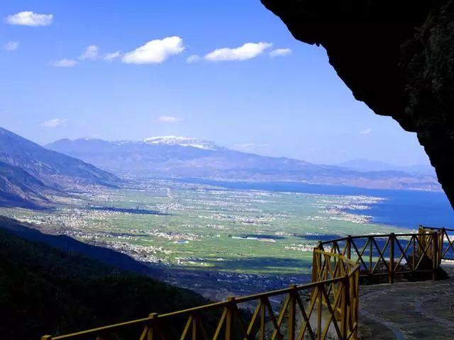苍山徒步最全攻略｜夏末秋初去大理，苍山碧*欲色**流，洱海烟波浩渺