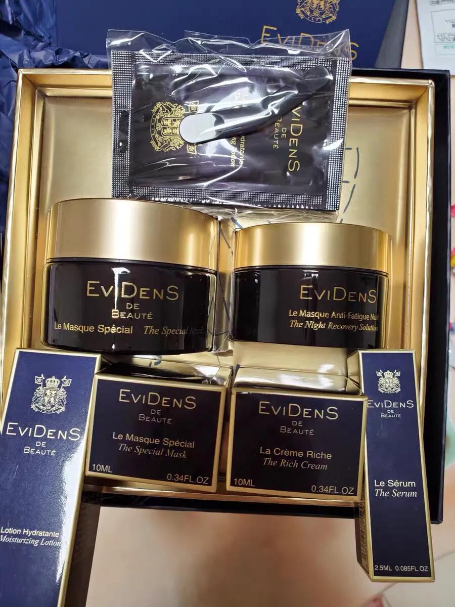 涂抹的面膜买什么牌子比较好,精致女人睡眠面膜