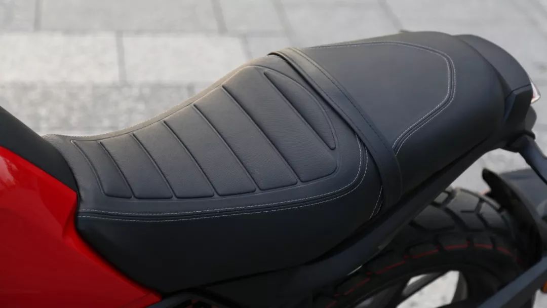 新大洲本田cbf190tr跑了8000公里,本田cb190ss与cbf190tr哪个好