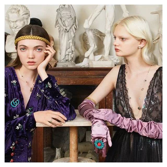 如果你曾被调侃长得像外星人，恭喜你，进军时尚圈的机会来了！