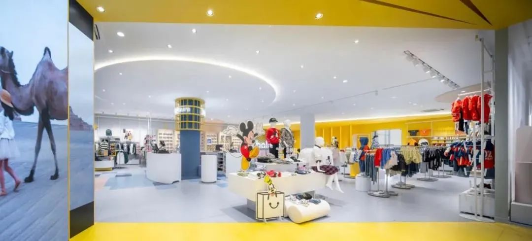 巴拉巴拉品牌实体店,巴拉巴拉万达形象