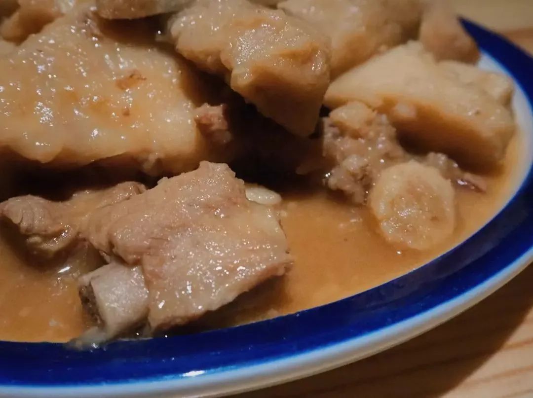 炎热的夏天，社畜需要一个安静的小酒馆