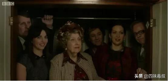 两个人在房间里能玩出什么游戏,两个人在一个房间