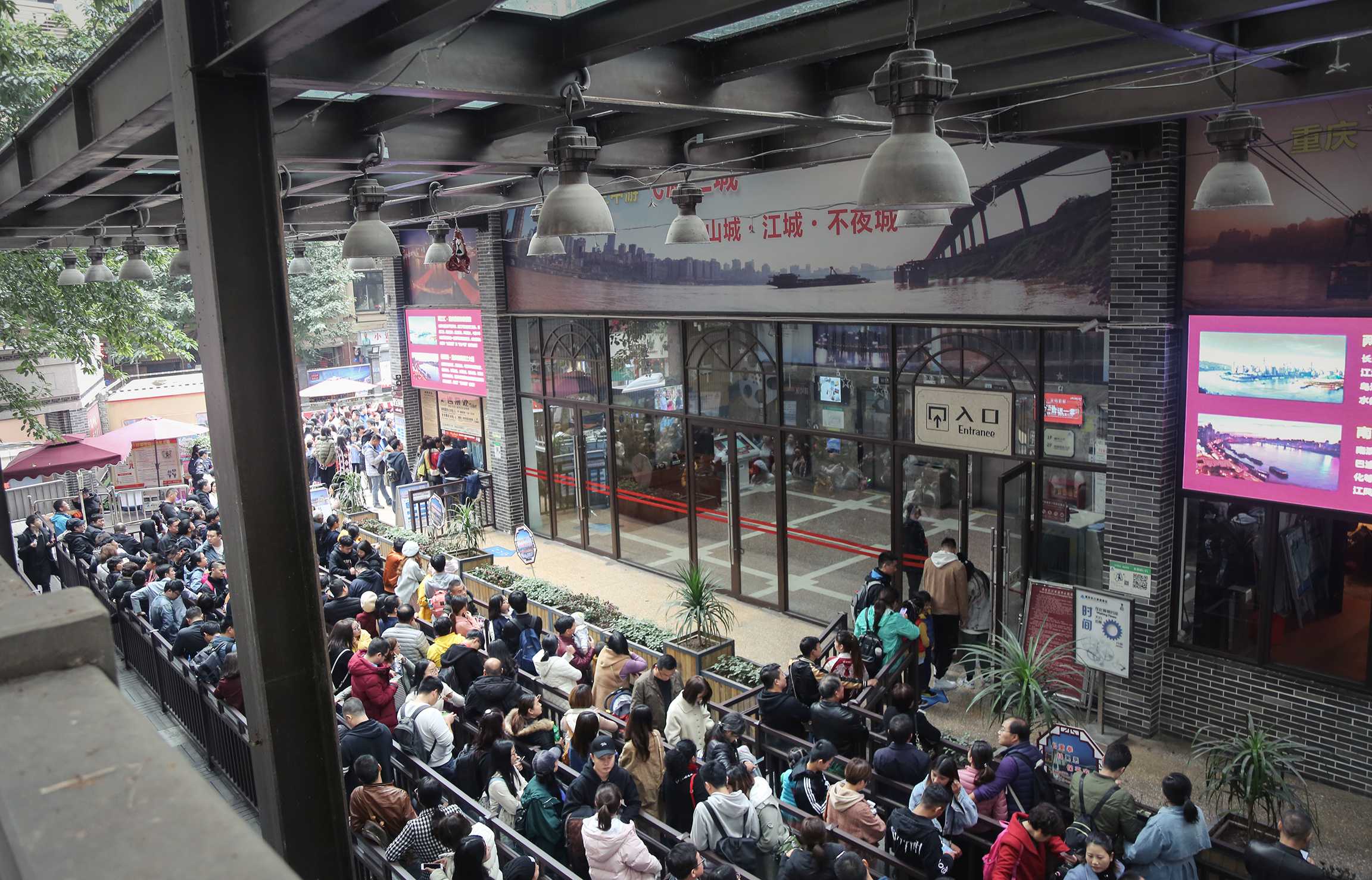 开着福特福克斯去旅游,全新福克斯旅行