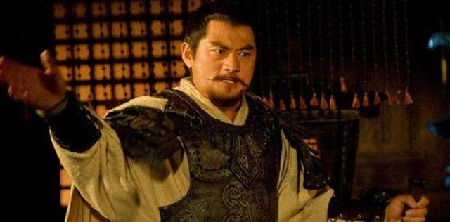 孙权称帝后只追封孙坚为皇帝，却无视孙策，为何如此忘恩负义？