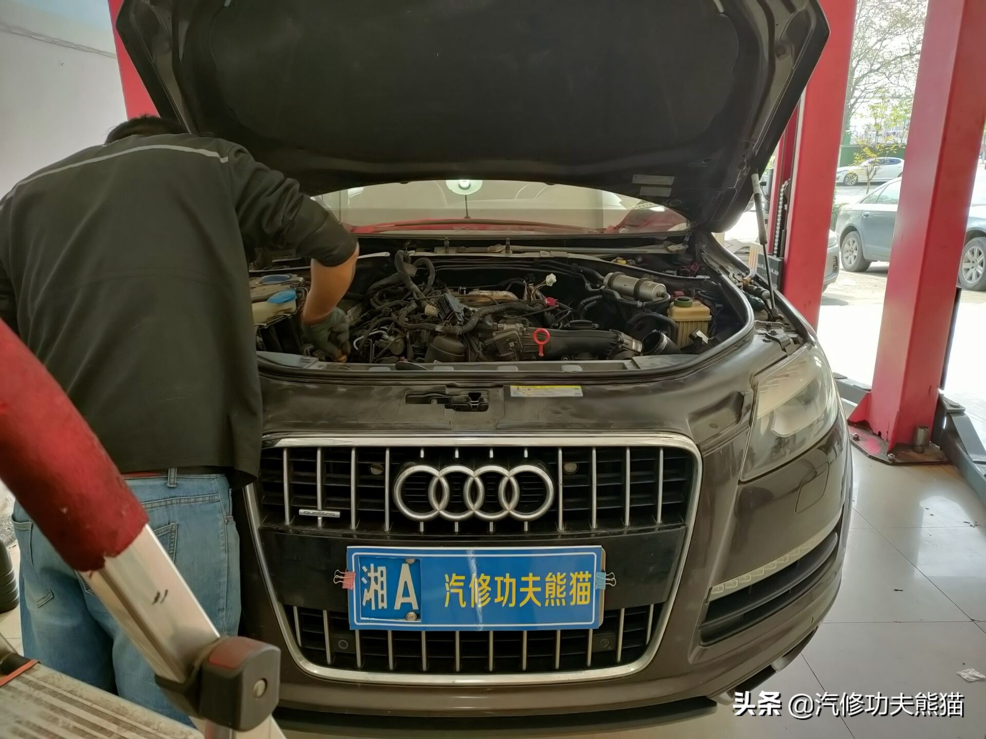 现在最新款的奥迪烧不烧机油,奥迪q7哪年有的柴油