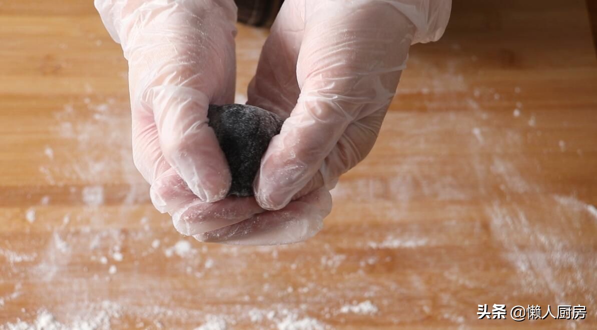 大墨鱼整个红烧,墨鱼水饺墨鱼和肉的比例