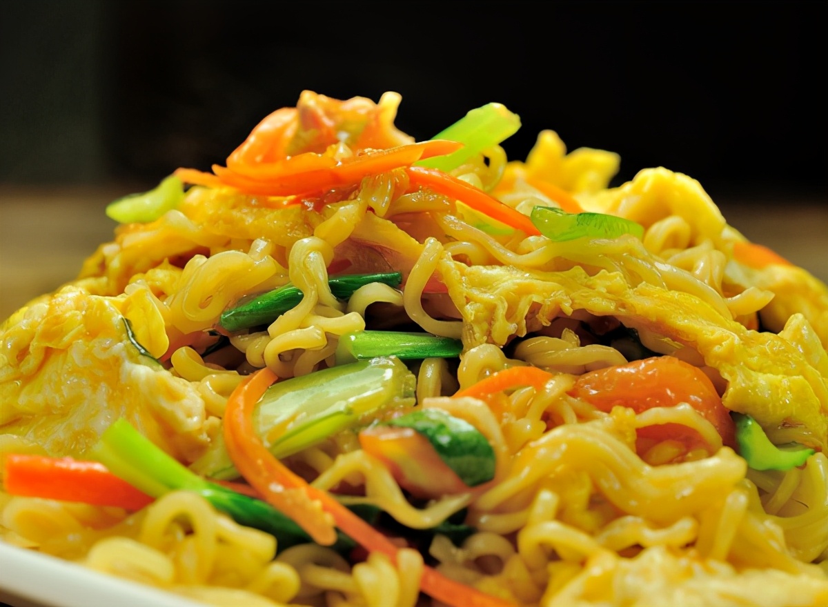 为什么被称为垃圾食品的泡面,泡面到底是垃圾食品还是健康食品