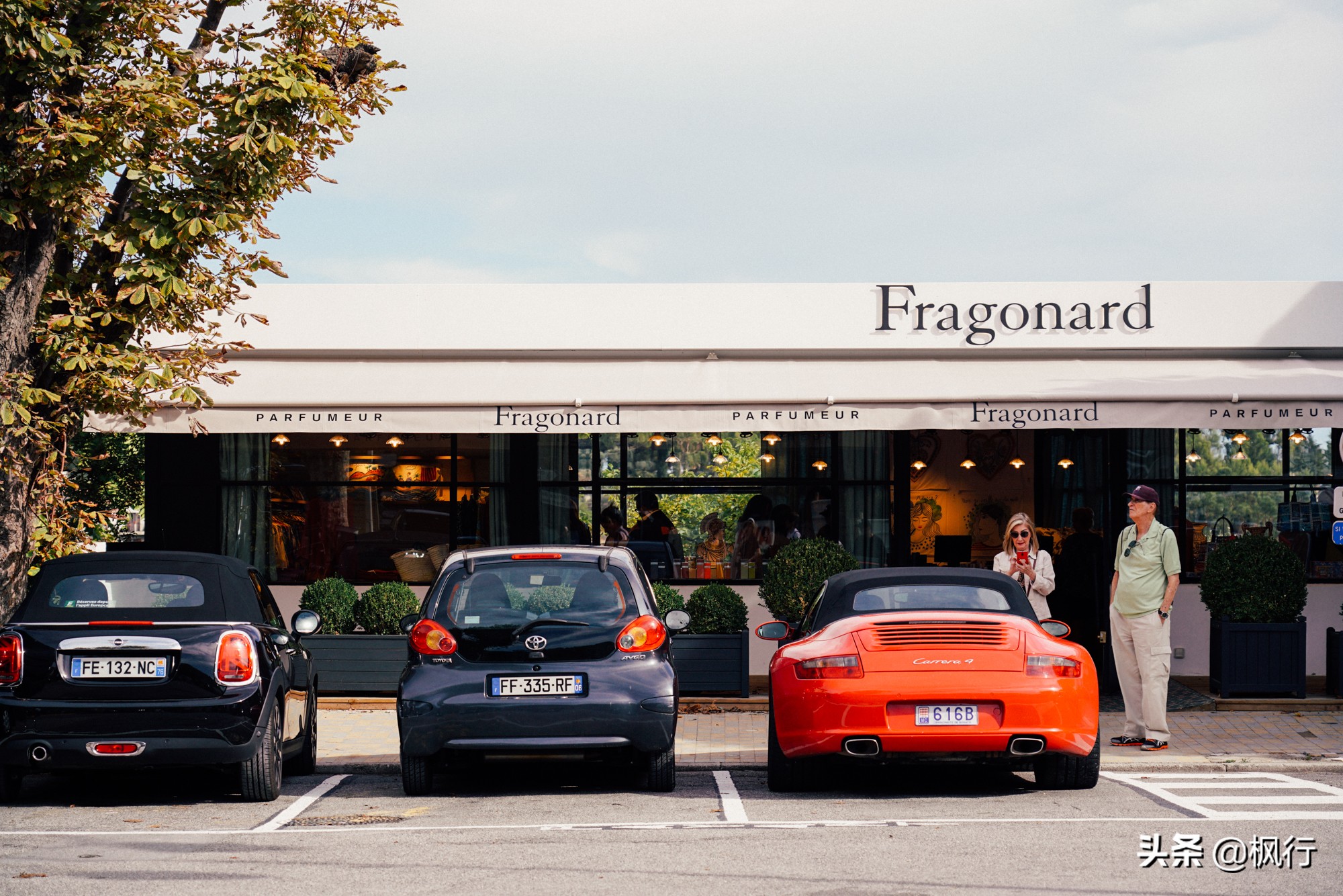 比巴黎浪漫还安全，南法海边的这几个风情小镇，好莱坞电影取景地