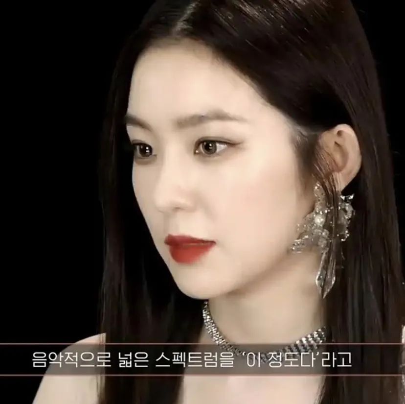 珍珠耳钉优雅永不过时,经典大方的耳钉