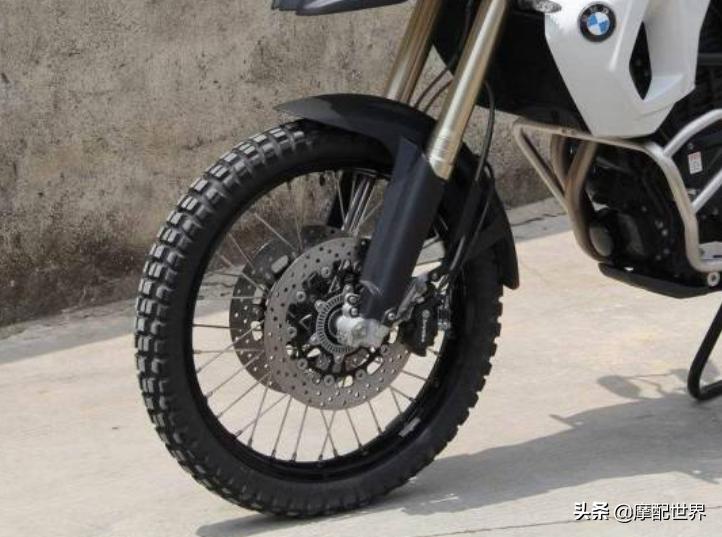 摩托车轮胎哪个牌子最防滑,摩托车全地形轮胎的优缺点