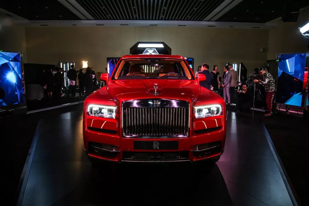 大大大大大汽车中的加特林，折合每平米近10万元的全尺寸SUV豪车