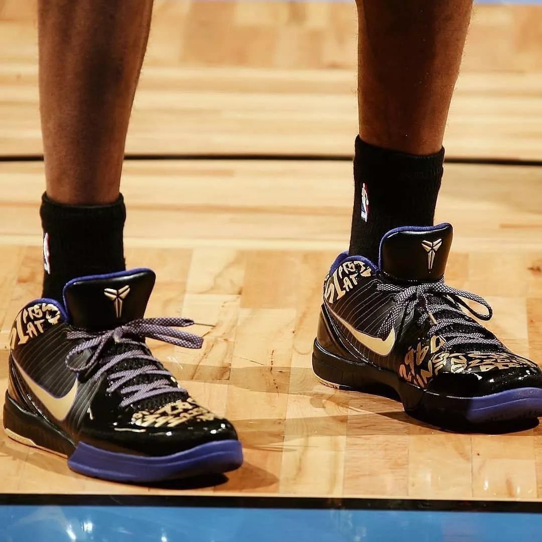 科比生涯最高分穿什么鞋,科比五名人堂配色nba上脚