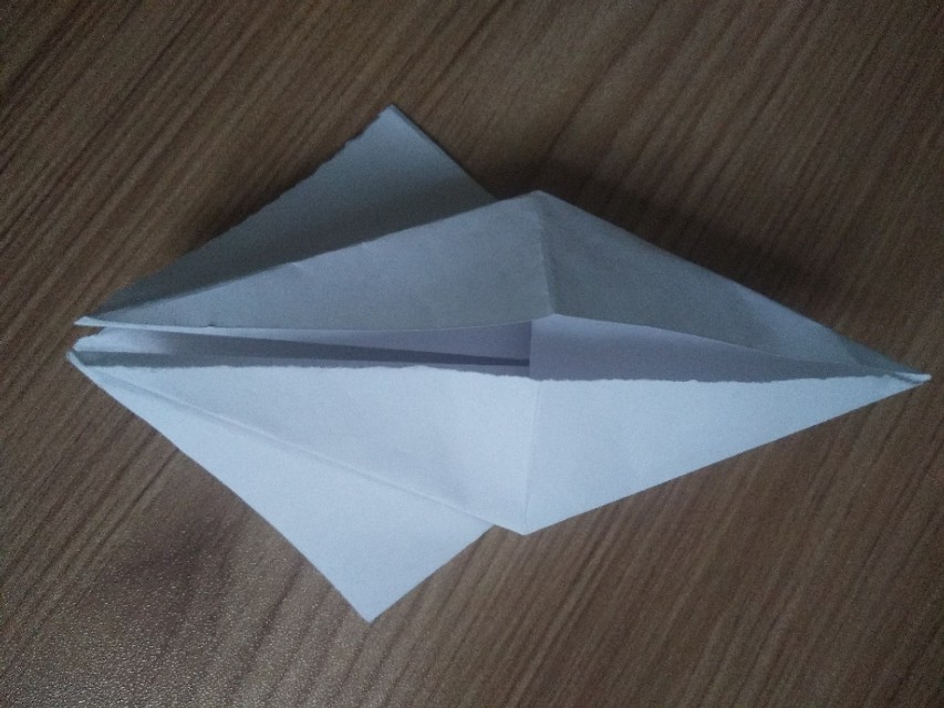 怎么折千纸鹤会飞,糖纸怎么折千纸鹤