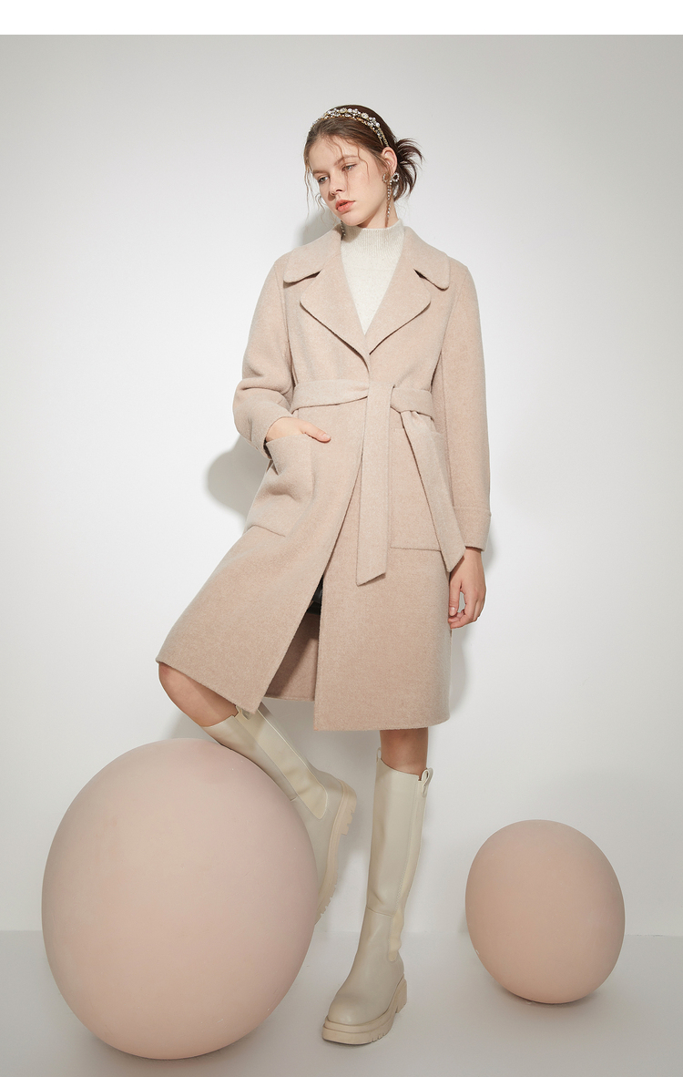 莱茵新款大衣,春季莱茵蓝色外套穿搭