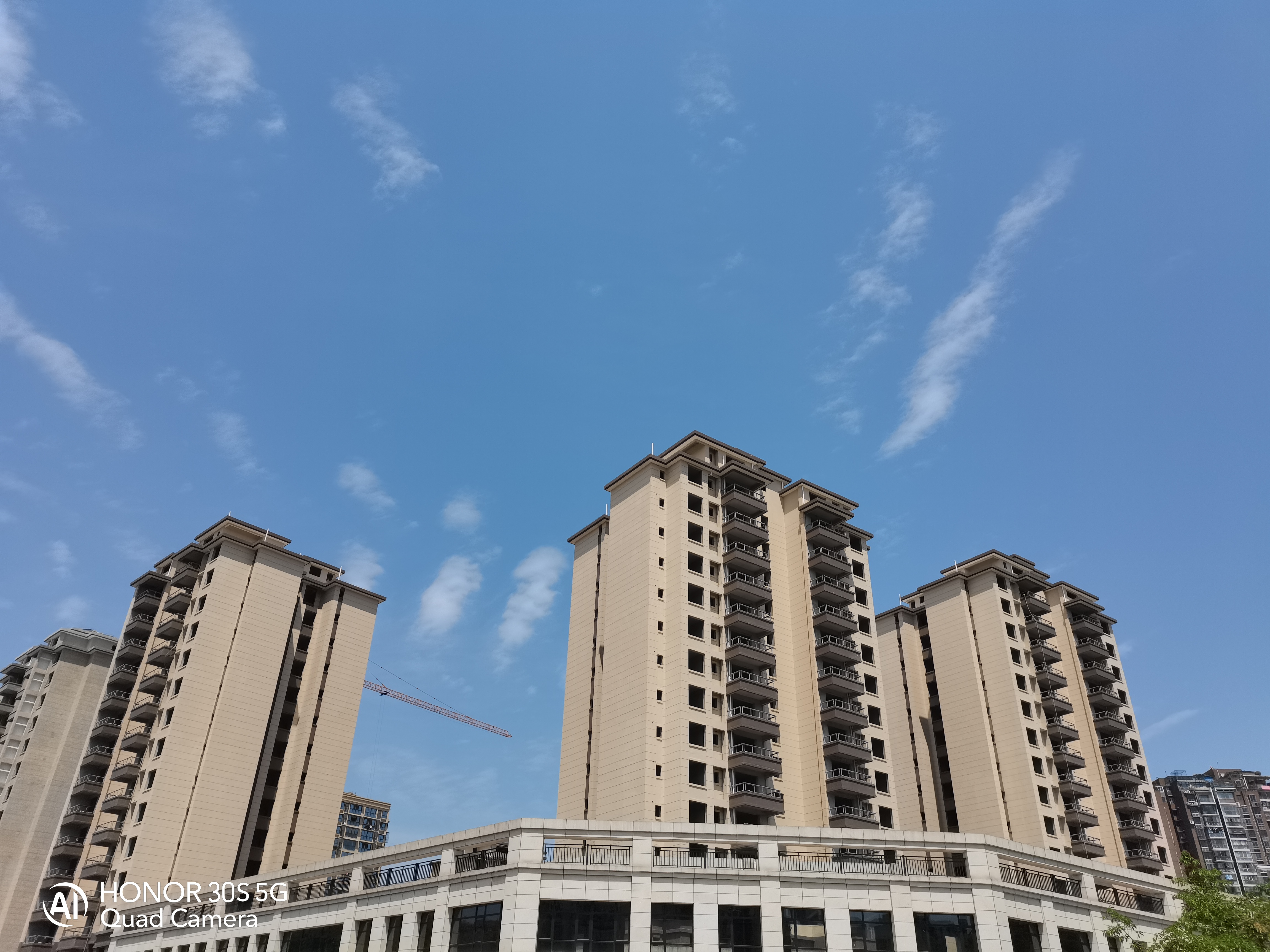 oppo拍照真的比其他手机好吗,oppo手机拍照哪个系列是最好的