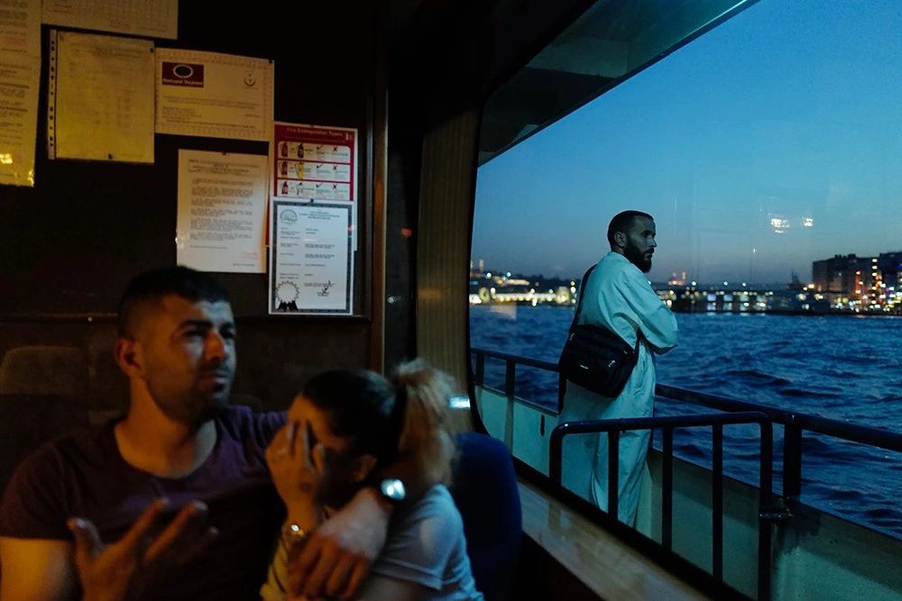 35mm的镜头拍什么好,摄影师为什么喜欢35镜头