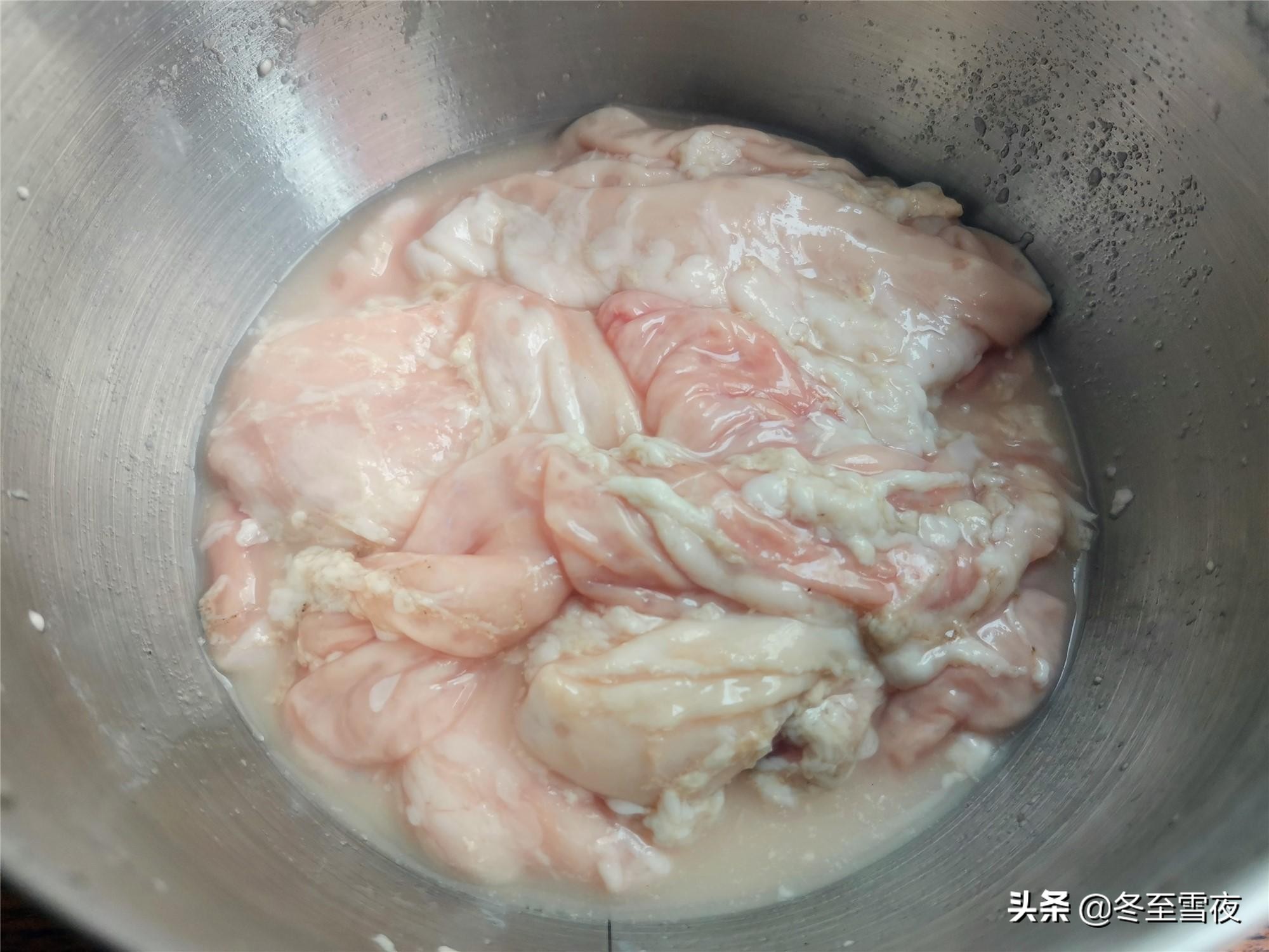 猪肥肠怎么洗才洗得干净,把猪大肠怎样洗最快最干净