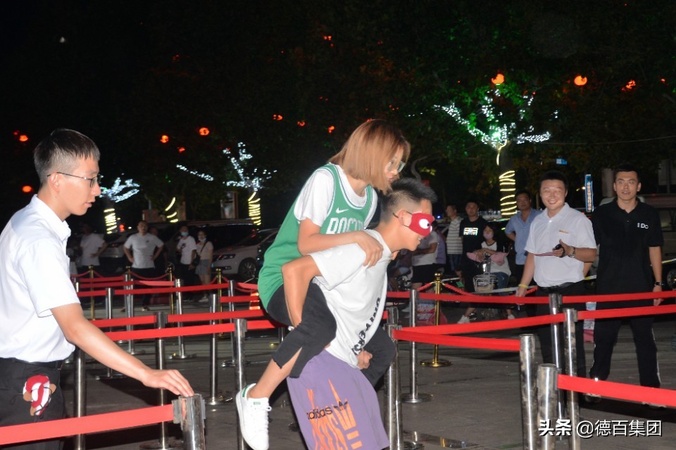 爱在七夕，德百澳德乐七夕超大Party为爱点亮整片夜空！