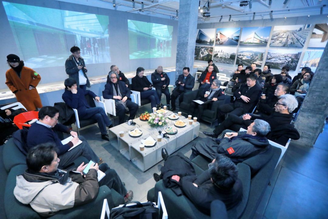 由都市实践二十年开始的畅谈