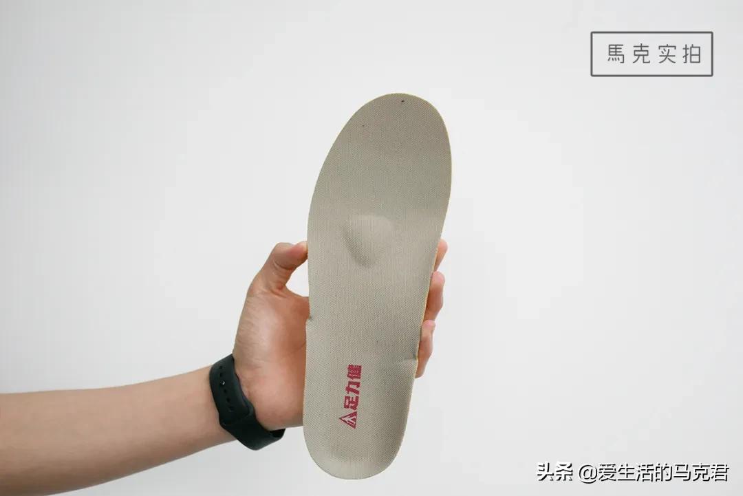 公认脚感好的登山鞋,爬六峰山