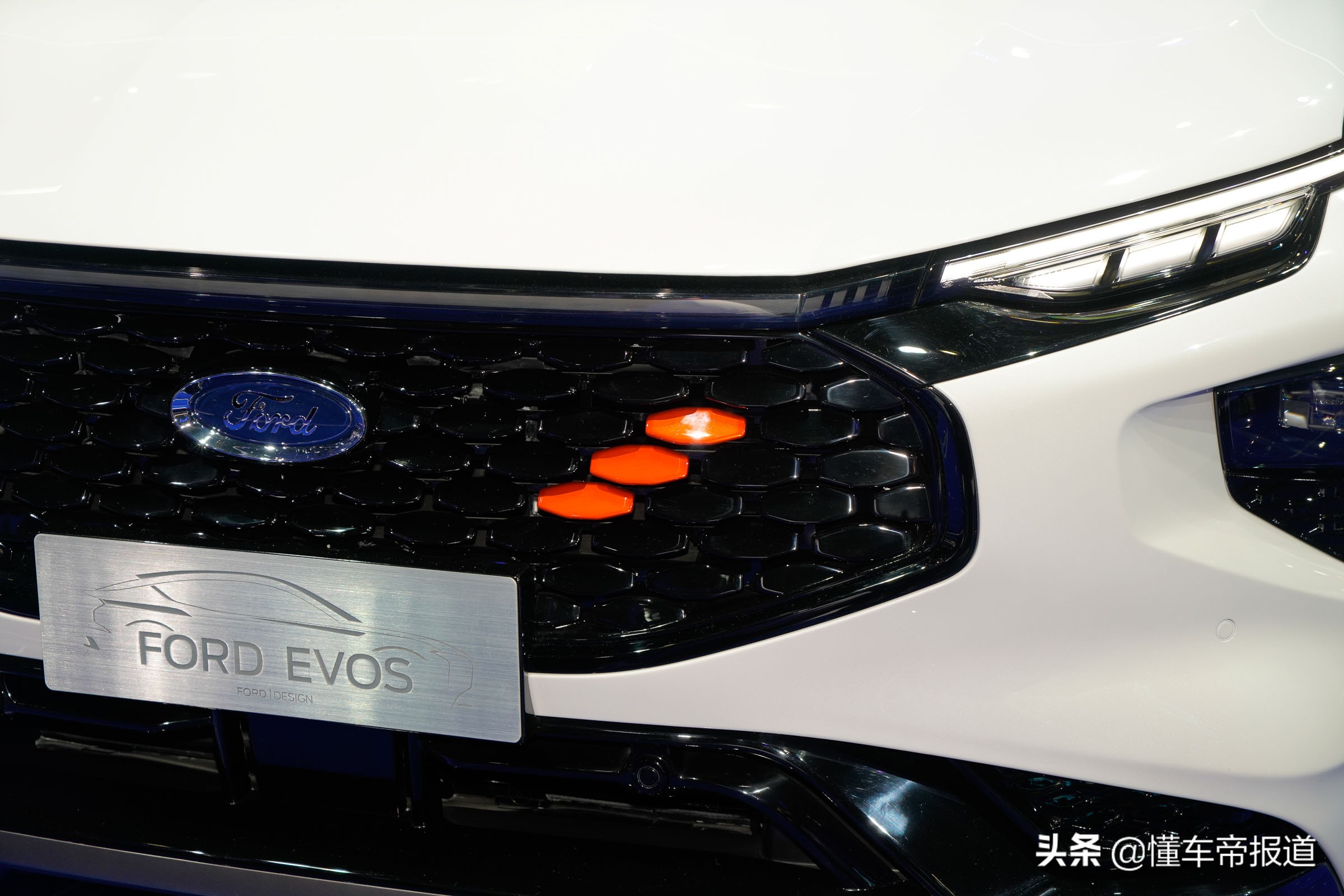 预售22.78万元起的福特evos怎么样,福特evos创新智慧大五座suv照片