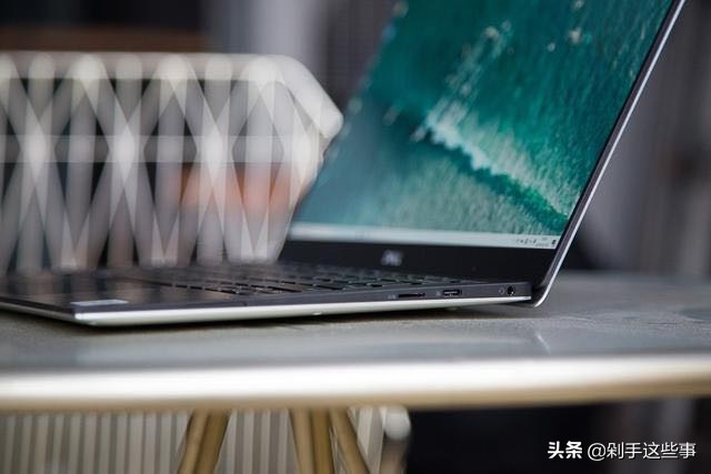 身怀绝技的xps13轻薄本出众之作,高端笔记本横评xps13才是真旗舰