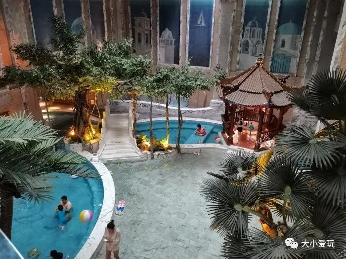 适合亲子泡温泉的地方,适合冬天带娃温泉水世界