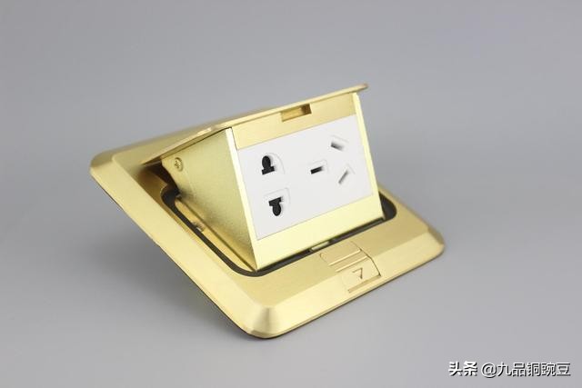 客厅如何后期加装地插,客厅装修有必要装地插吗