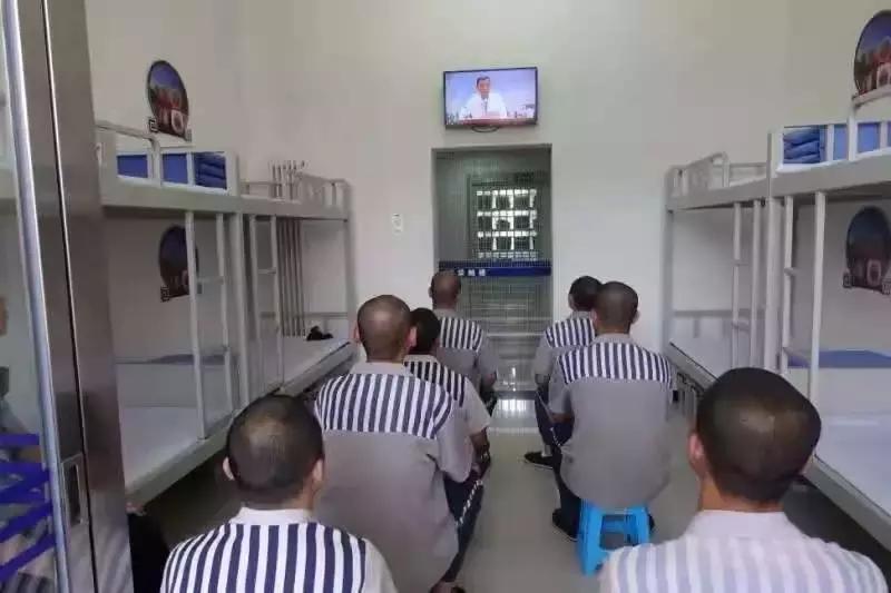 牢友记监狱篇完整版,牢友记第一版