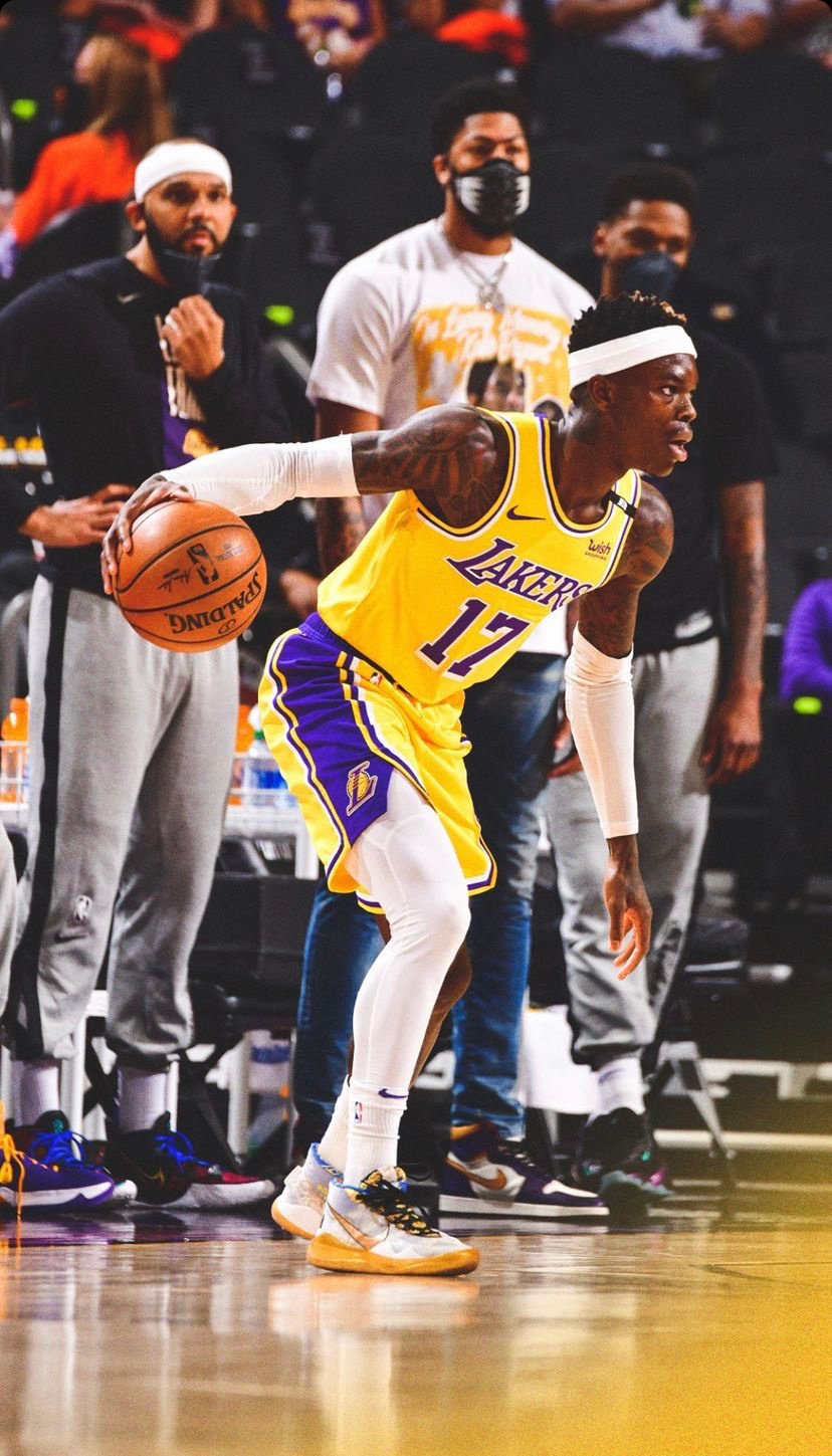 湖人惨败掘金后遭媒体严厉批评,湖人输球后詹姆斯埋怨队友