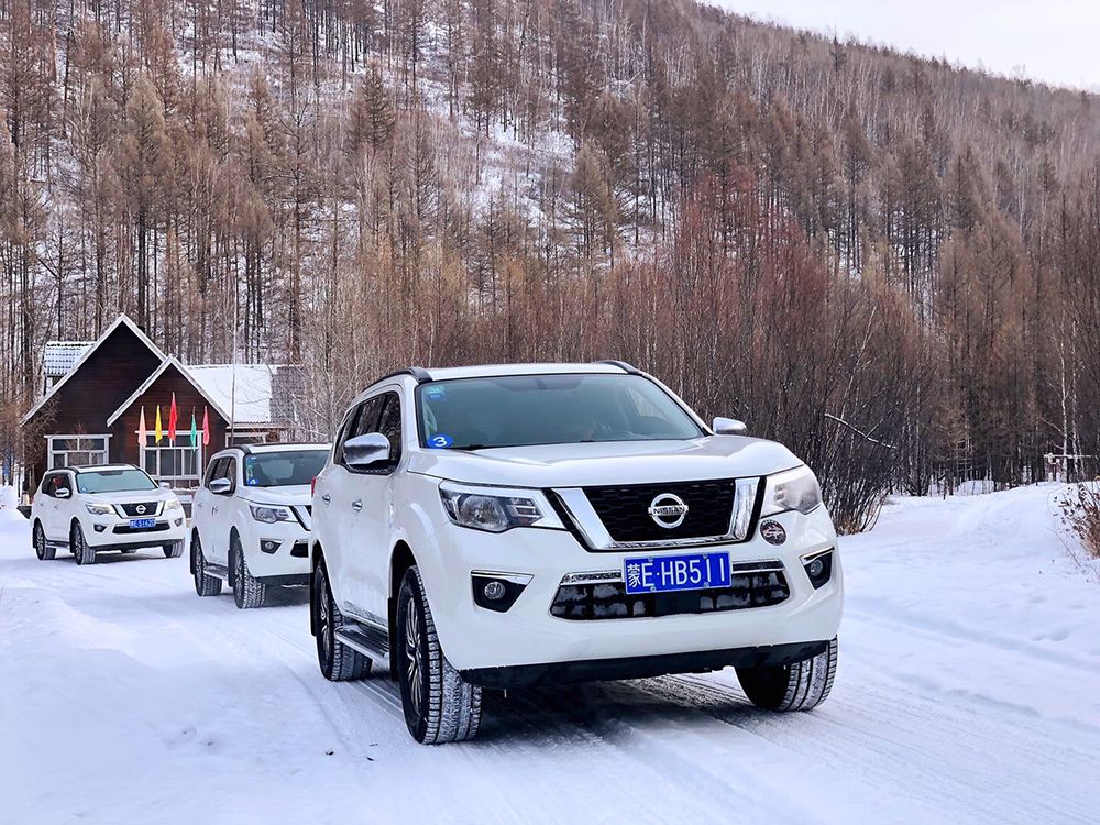途乐越野测试对比,途达和途乐越野视频