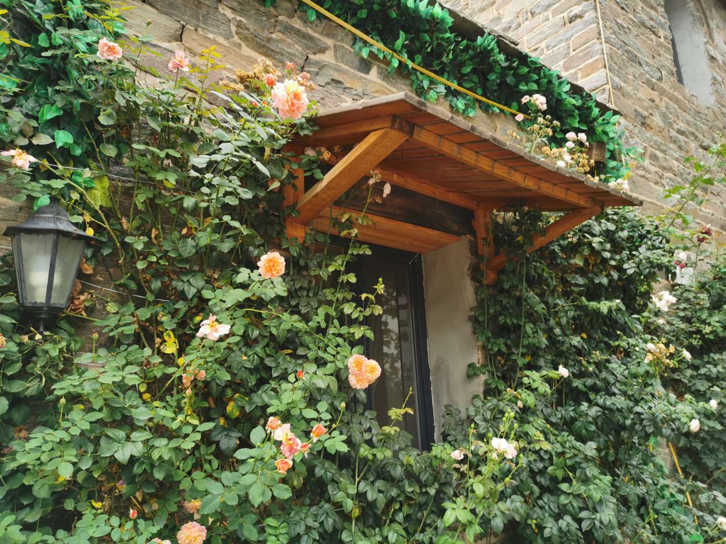 隐藏在大山的民宿酒店,最便宜的民宿客栈价格