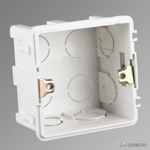 插座底盒耳朵掉了怎么装插座,插座底盒耳朵掉了怎么修复