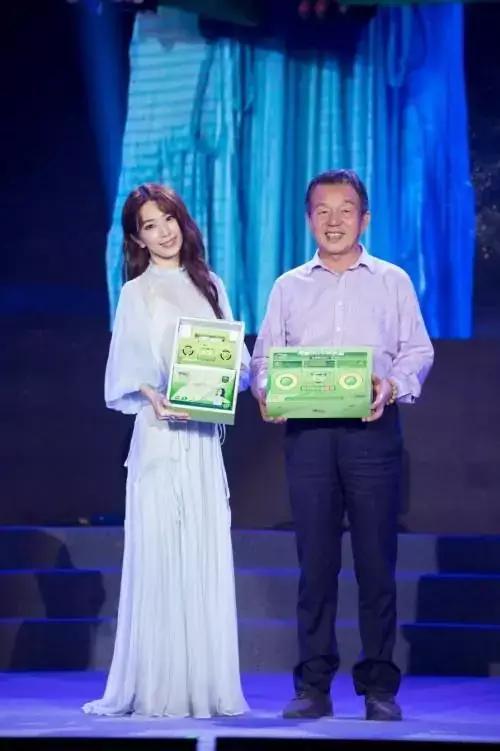 他掌握百亿资产，草根逆袭，合伙人却惨遭灭门，背后有何秘密？