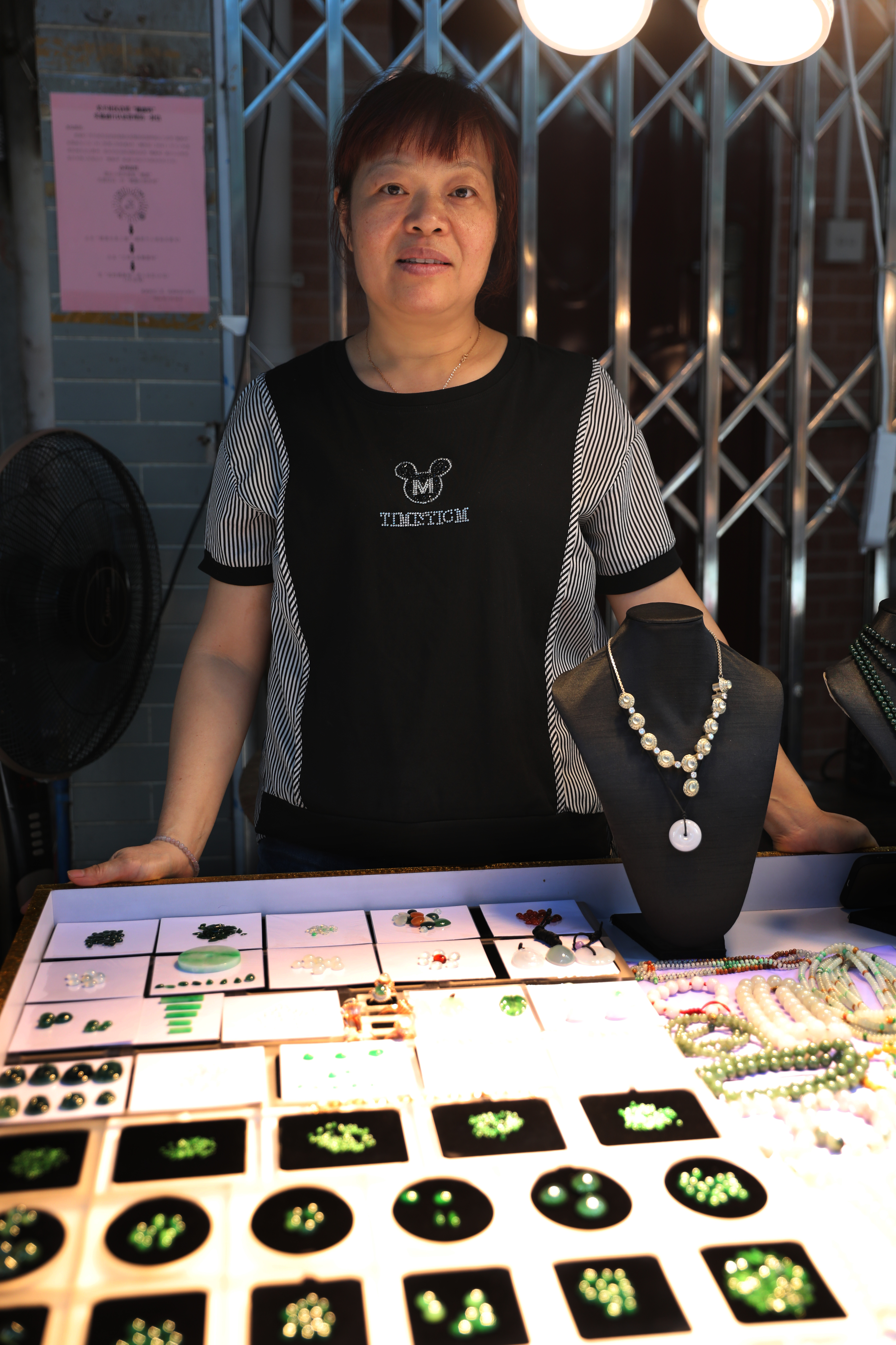 广州玉器街附近,广州玉器市场里面的玉多少钱