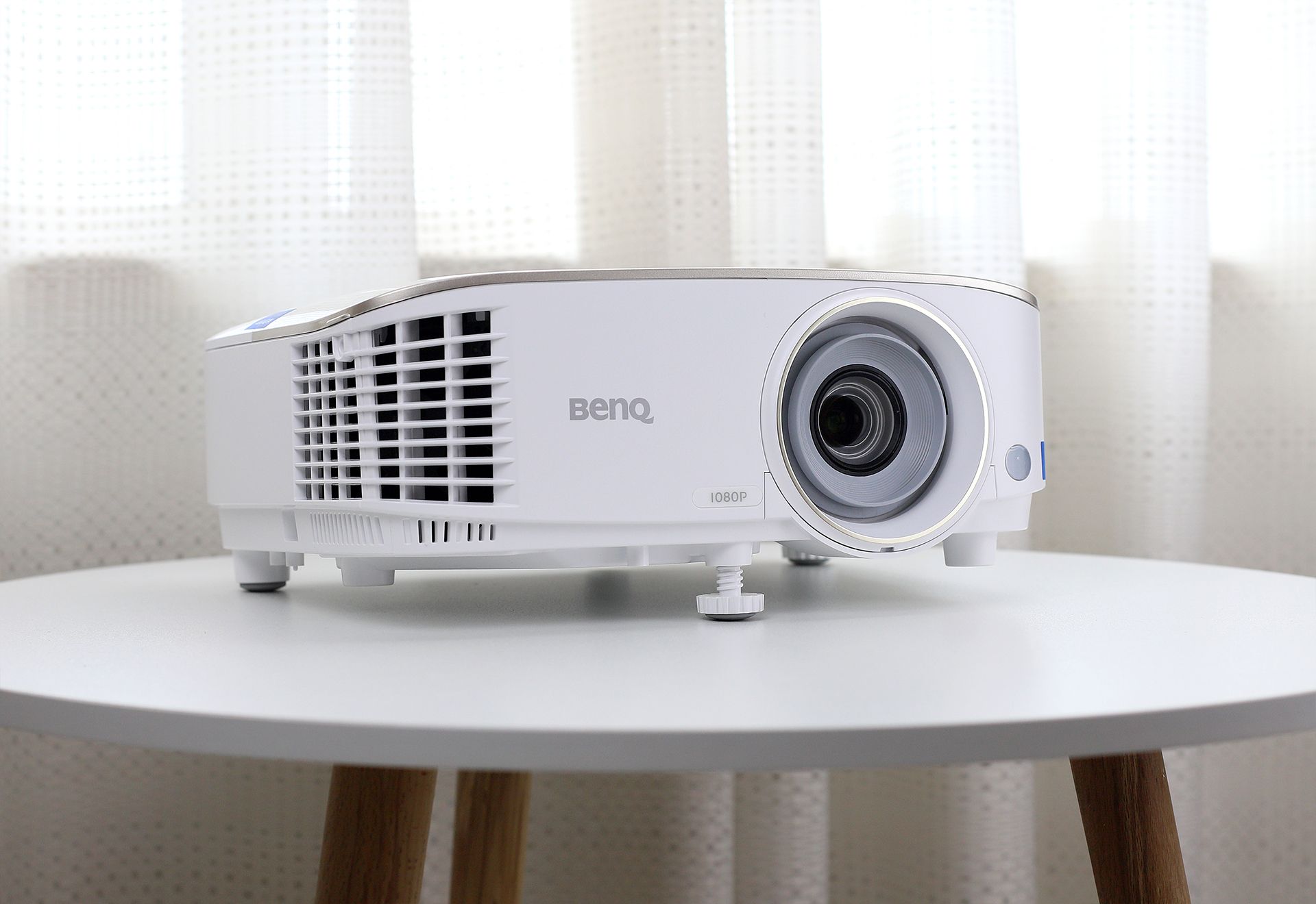 明基投影仪i707真实评测,爱普生投影仪tw5700tx和明基i707