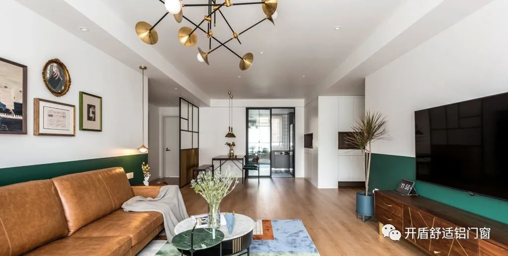 关紧门窗室内有灰尘怎么回事,家里门窗紧闭为什么还是有灰尘