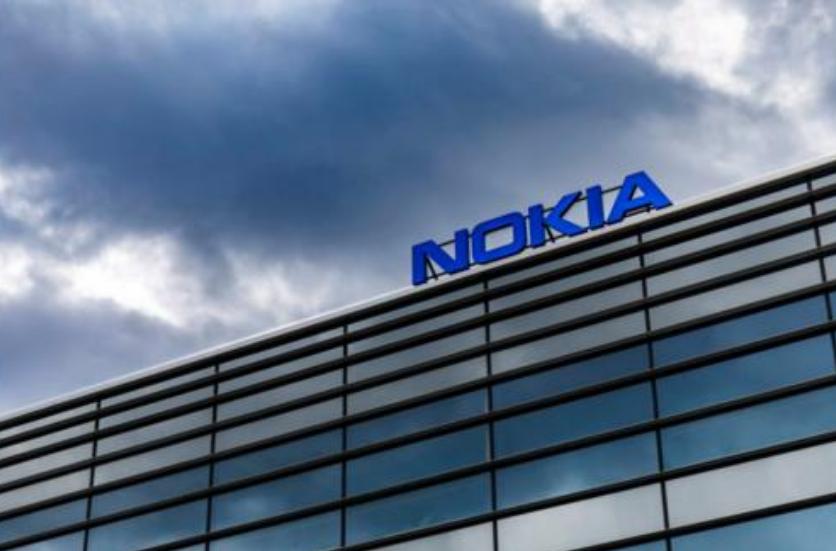 战场老兵看到这个品牌就跑！它的手机你打不穿，它的*弹子**你挡不住