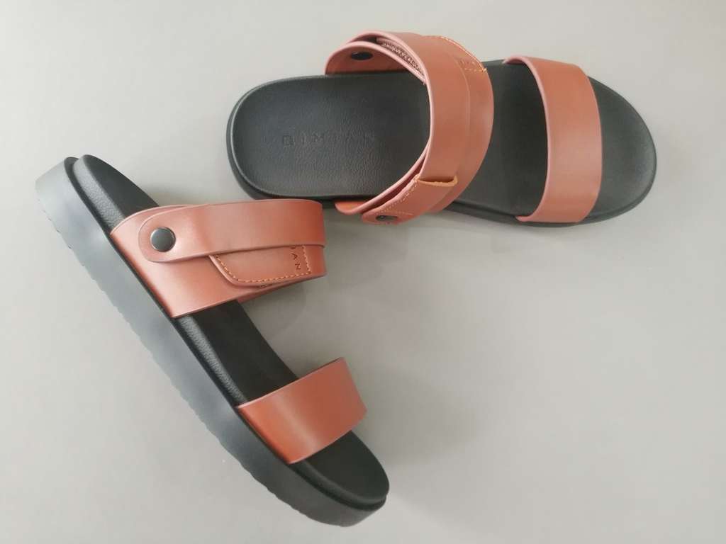 夏日轻便休闲凉鞋推荐,好穿又好看的皮凉鞋