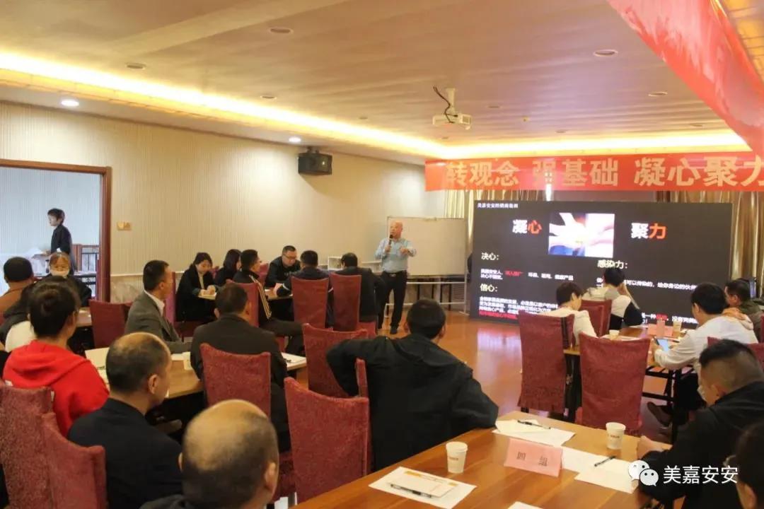 华铝、柜玲珑、赫阳、劲启、德派克、美嘉安安，全铝家居市场动作