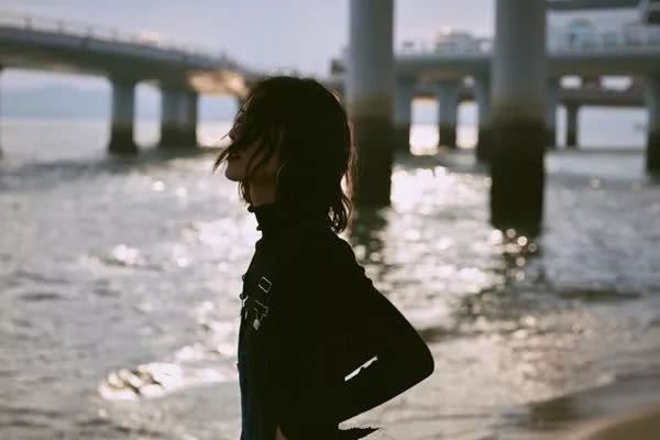 染完浅色系的头发，毛躁的你需要这篇攻略来做头发保养